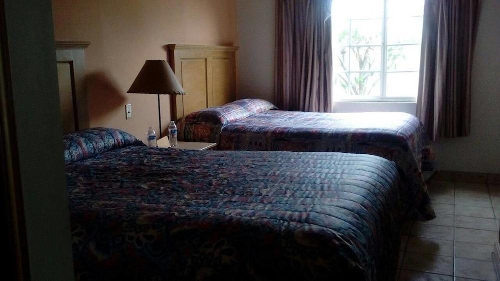 Hotel Calafia Росарито Экстерьер фото